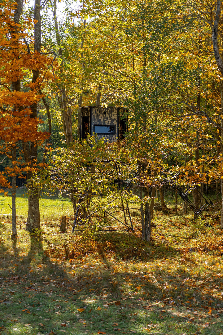 Orion 68VT - Modular Archery Deer Hunting Blind with Tinted Windows